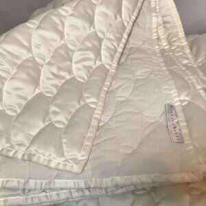 Barbara Barry Full/Queen Cream Cotton Blend Luxury Quilt Bed Cover